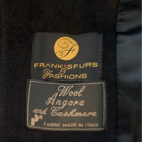 ❄️🎉Host Pick❄️🎉 Vintage Wool/Cashmere/Angora Italian Fabric Coat - Picture 2 of 15